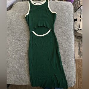 Green long ribbed dress